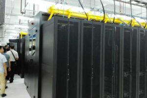 解密云计算中的容器化技术：从入门到精通 (解密云计算中心官网)