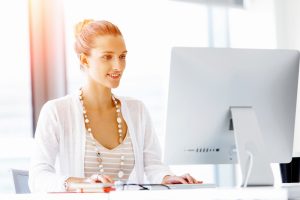 附加服务：托管、备份和安全服务等附加服务会产生额外费用。(附加服务的含义)