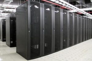 服务器成本的隐藏费用：避免意外的开支 (服务器成本的构成)