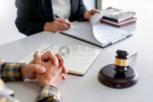 不同类型服务器每月租赁费用的详尽比较 (不同类型服务业区位特征)