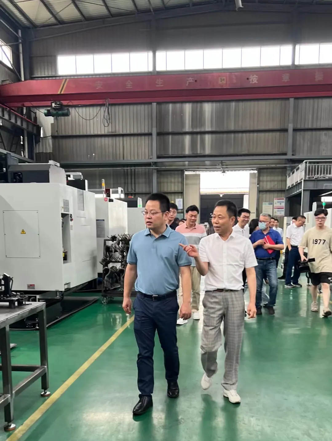 重庆中鑫高频服务器价格走势分析