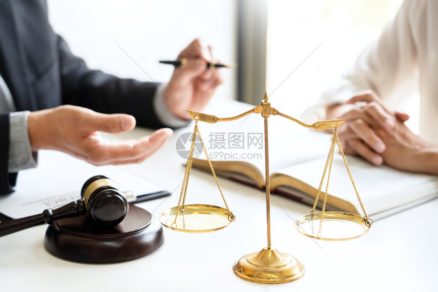 不同服务商提供的服务器宽带价格差异分析