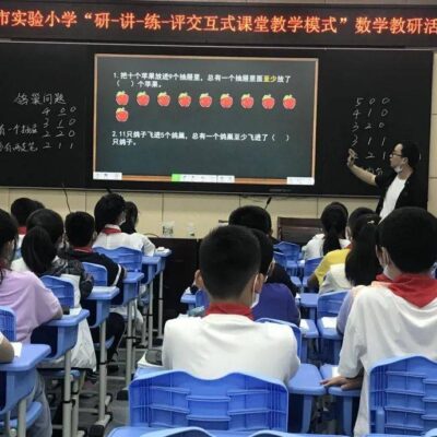 探究不同品牌和配置的服务器价格差异。