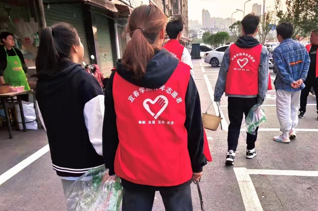 服务器间隔空间的重要性及其影响因素探讨