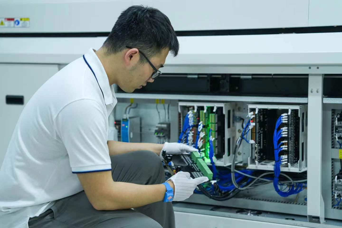业界领先的技术支持与智能化服务