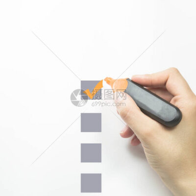 二、选择适合公司的域名类型