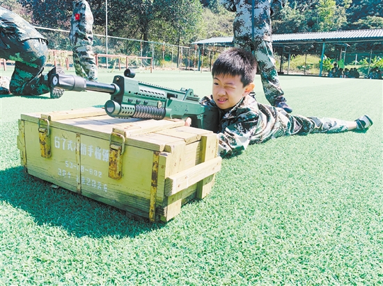 小哥了解射击游戏网游服务器价格