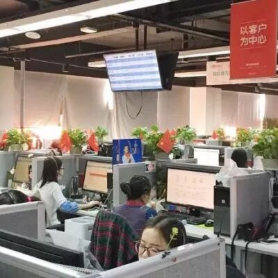 美团外卖客服服务器的价格因配置、规格和用途而异。