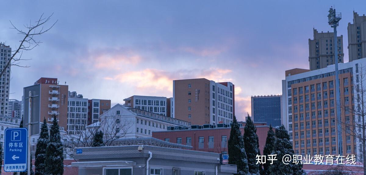 大连海事大学云技术的实践与成果展示
