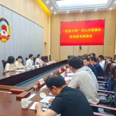 小哥探讨服务器价格的多个因素
