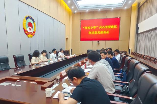 小哥探讨服务器价格的多个因素