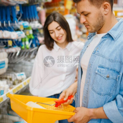 购买服务器时需考虑性能、品牌、售后服务等多方面因素