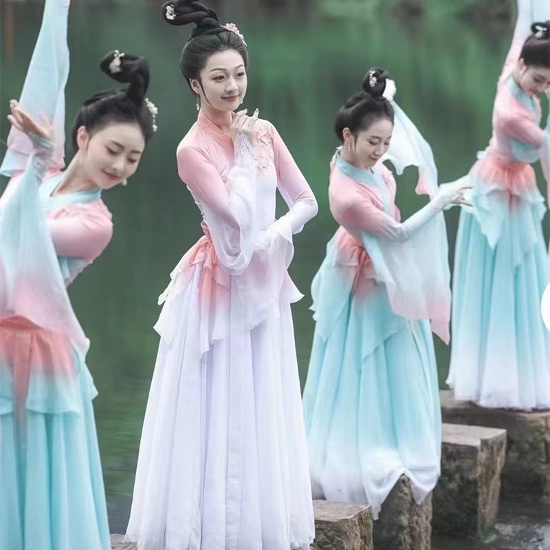 带你了解租服价格与选项