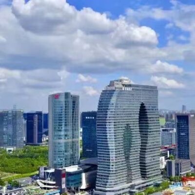 揭示滨江数据中心的数字化转型和发展动态