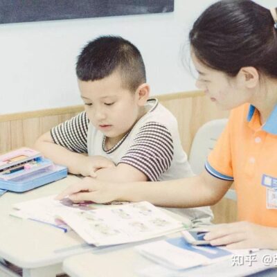 托管与维护开销
