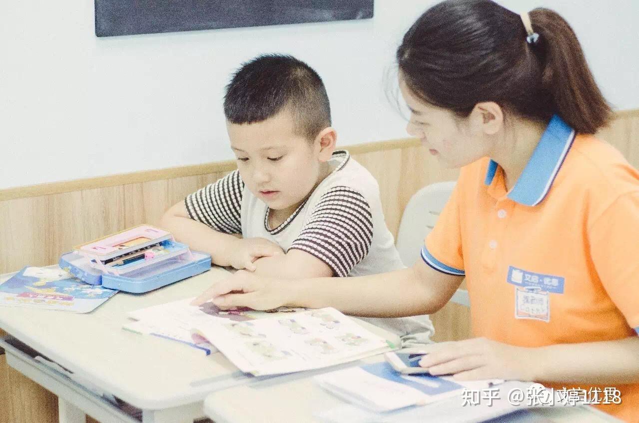 托管与维护开销