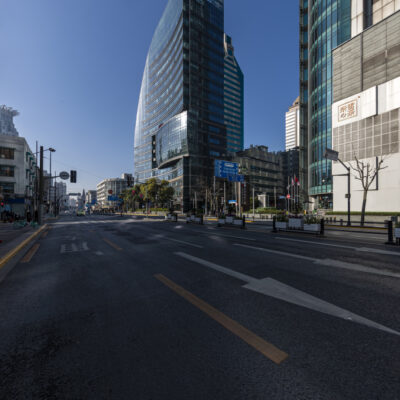 展现现代都市中，文化与科技的碰撞在重医缙云校区得到新呈现