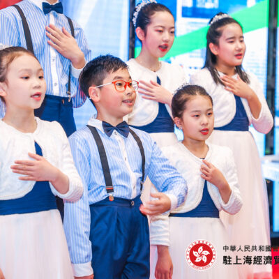小哥了解香港服务器性能与速度优势