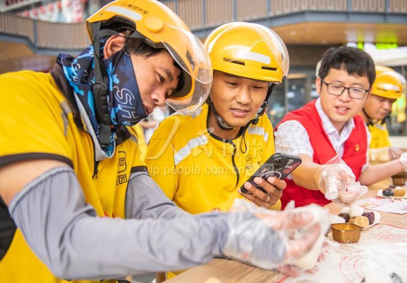 小哥了解服务器消息处理能力