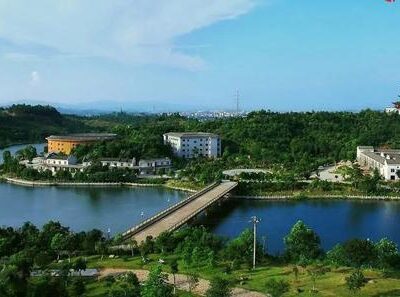 赣南医学院携手云端，共创智慧教育新篇章
