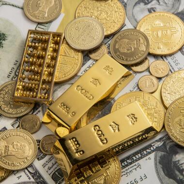 金含量与其他因素的综合考量